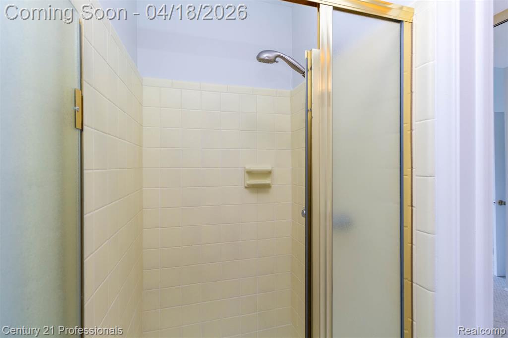 3567 Burbank Drive, Ann Arbor, MI 48105 — Photo 22