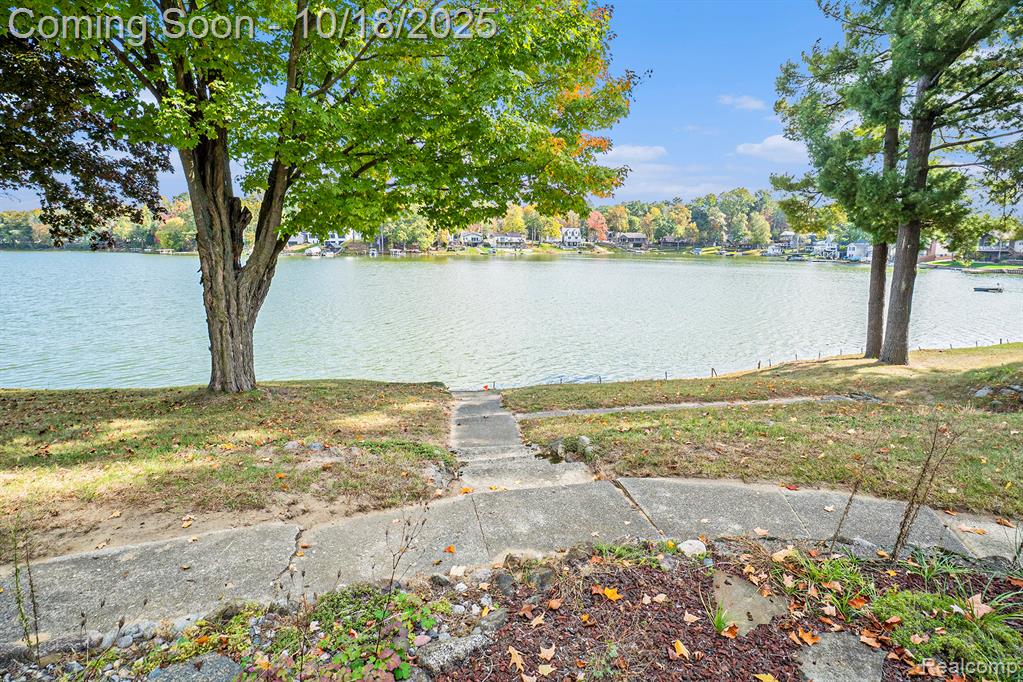 15303 Longfellow Drive, Byron, MI 48418 — Photo 24