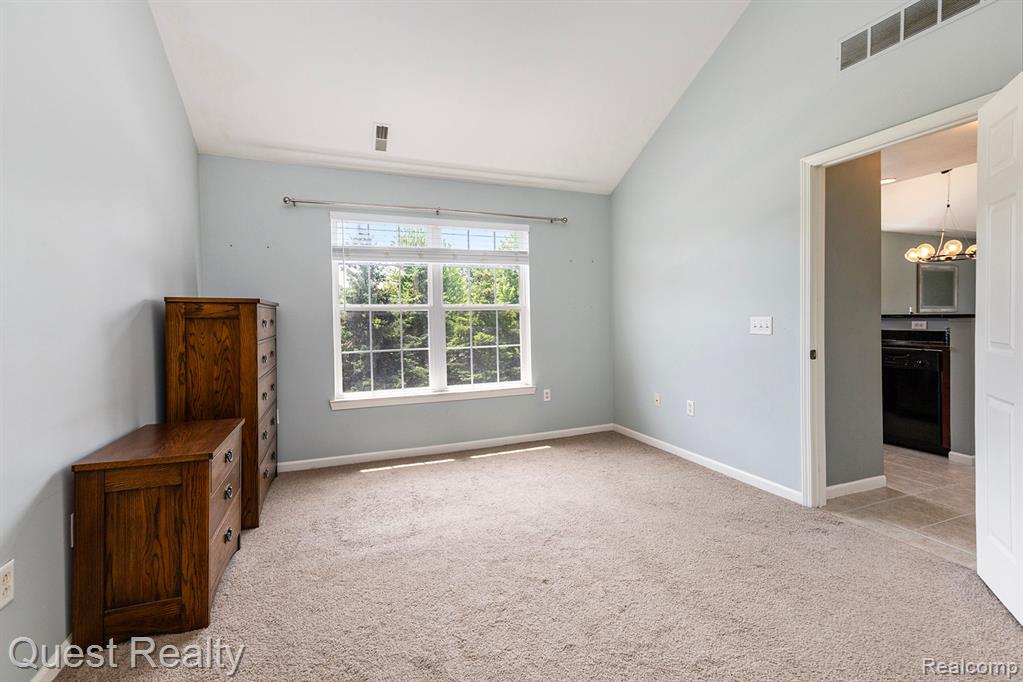 3332 PRIMROSE Lane, Ypsilanti, MI 48197 — Photo 11