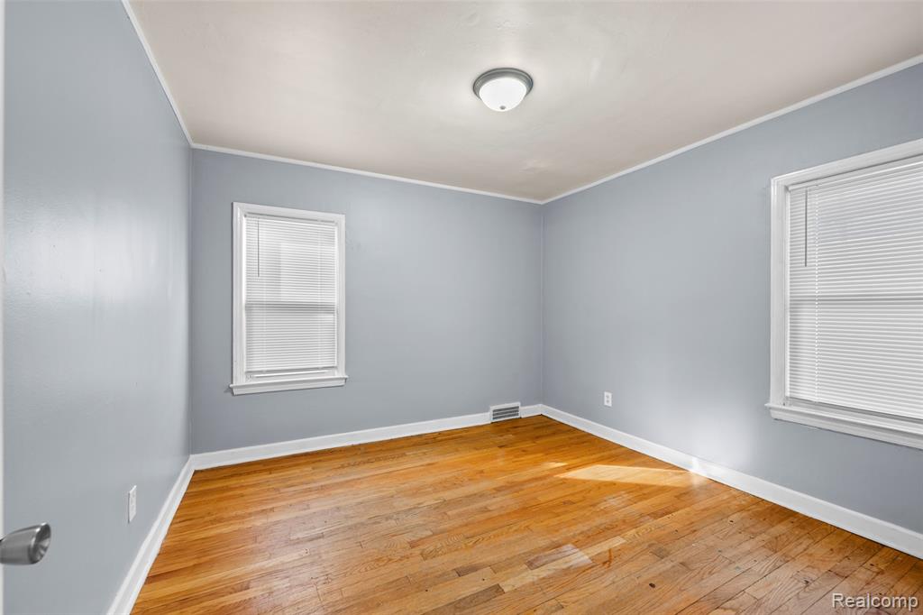 18239 Saint Marys Street, Detroit, MI 48235 — Photo 21