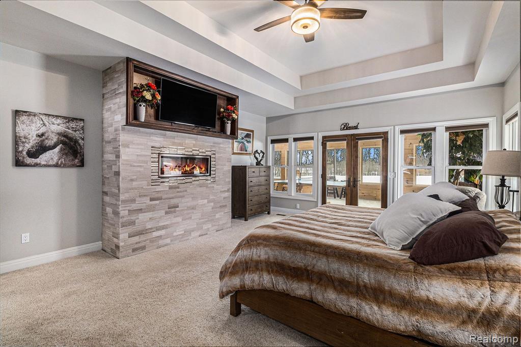 7196 MANOR Lane, Fowlerville, MI 48836 — Photo 17