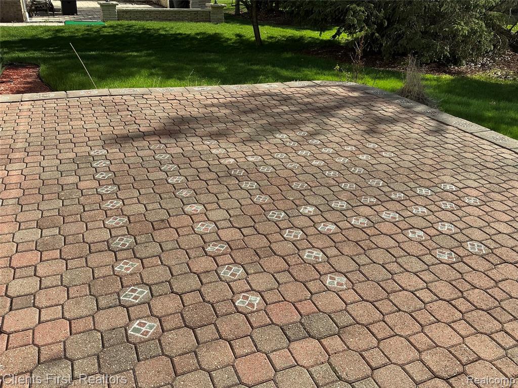 41074 Scarborough Lane, Novi, MI — Photo 14