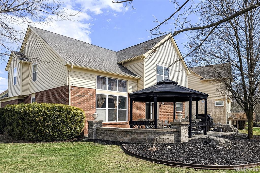 50233 Venice Court, Northville, MI — Photo 55
