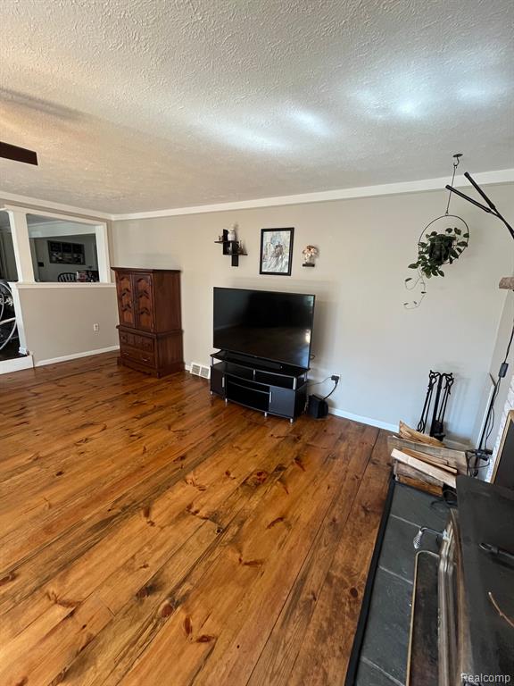 425 SCHOOLHOUSE Street, Ortonville, MI 48462 — Photo 25