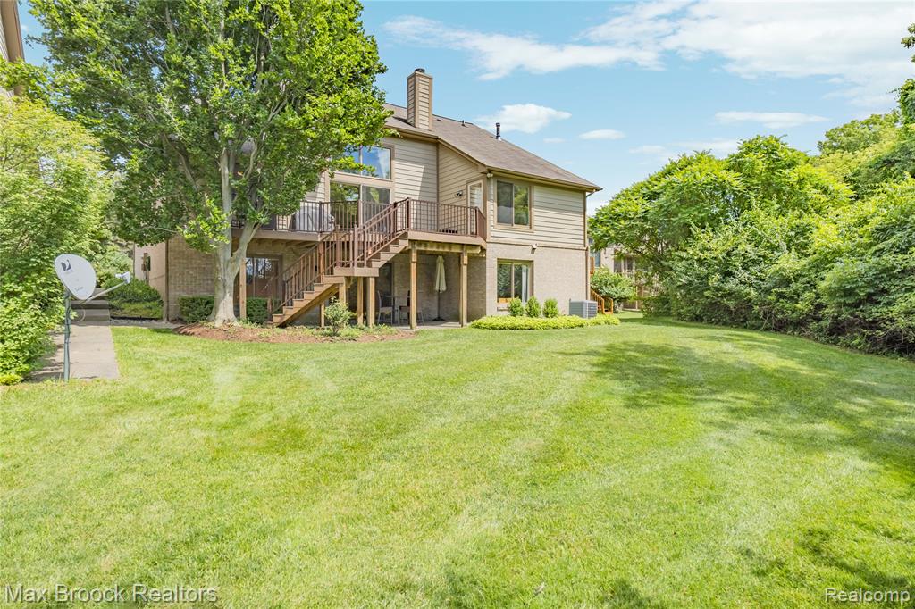 4860 Lagoons Circle, West Bloomfield, MI 48323 — Photo 69