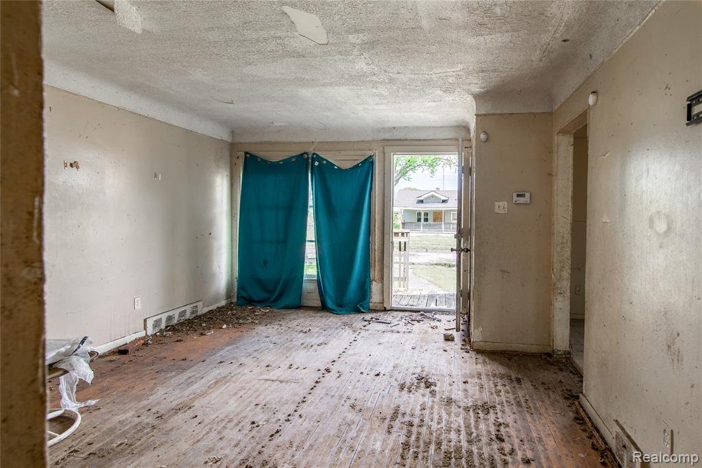 601 Alameda Street, Highland Park, MI 48203 — Photo 4