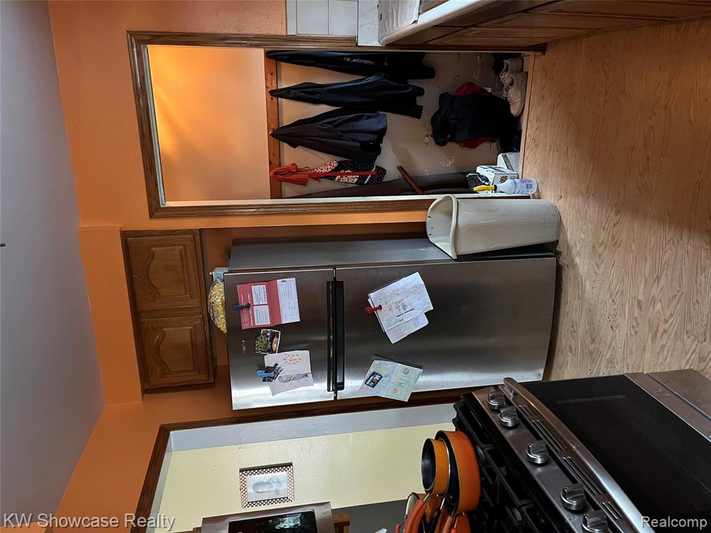 29537 Hazelwood Street, Inkster, MI 48141 — Photo 8