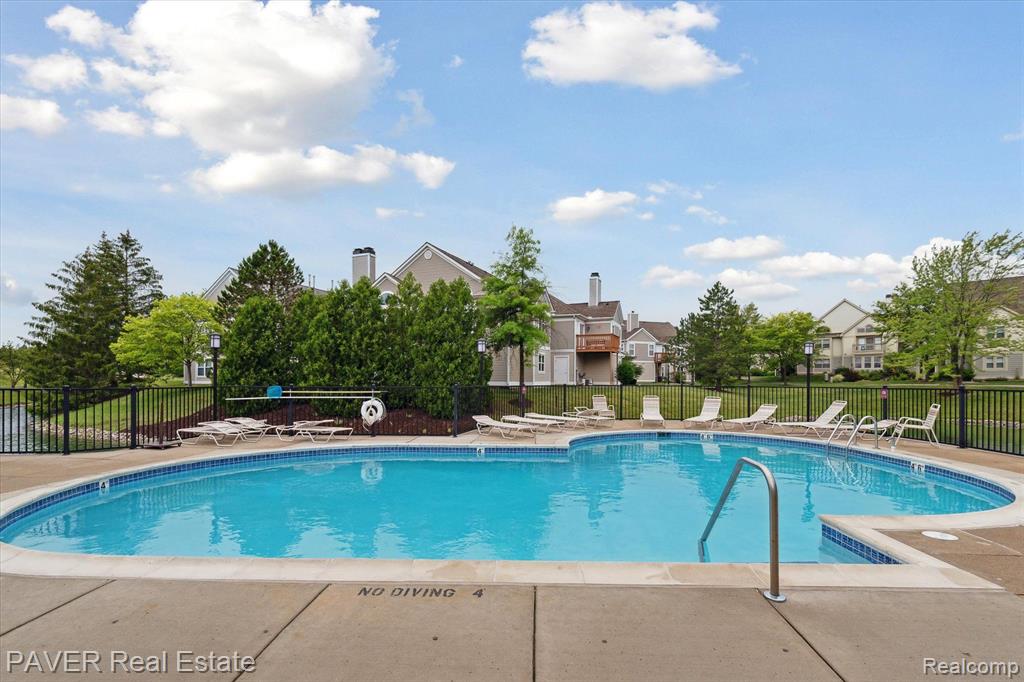 1565 WEATHERSTONE Drive, Ann Arbor, MI 48108 — Photo 51