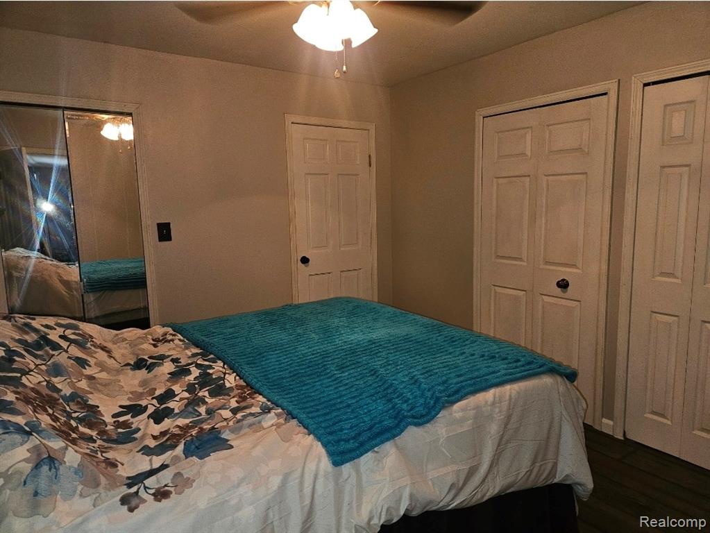 5244 Applewood Drive, Flushing, MI 48433 — Photo 11