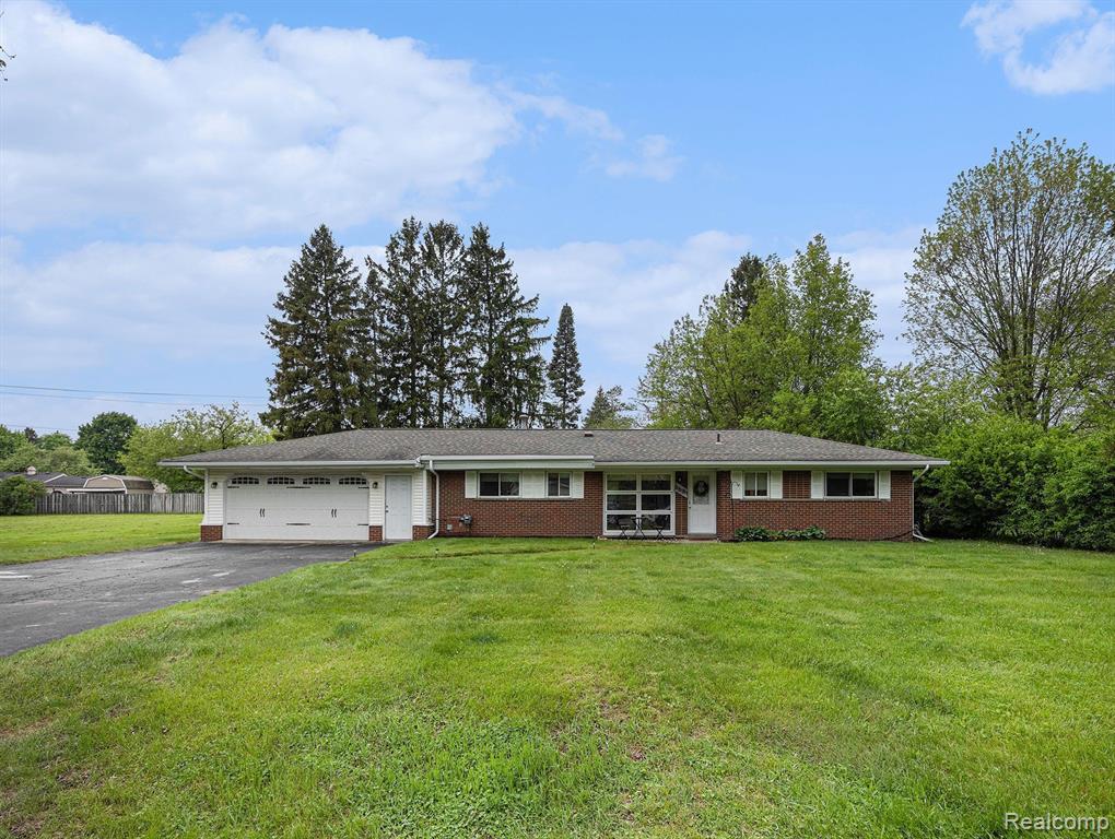 6681 PEAR Lane, Clarkston, MI — Photo 2