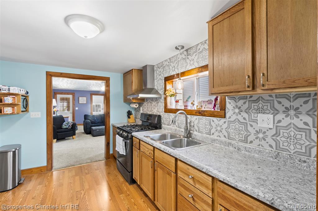 128 N Mary Street, Marine, MI — Photo 13