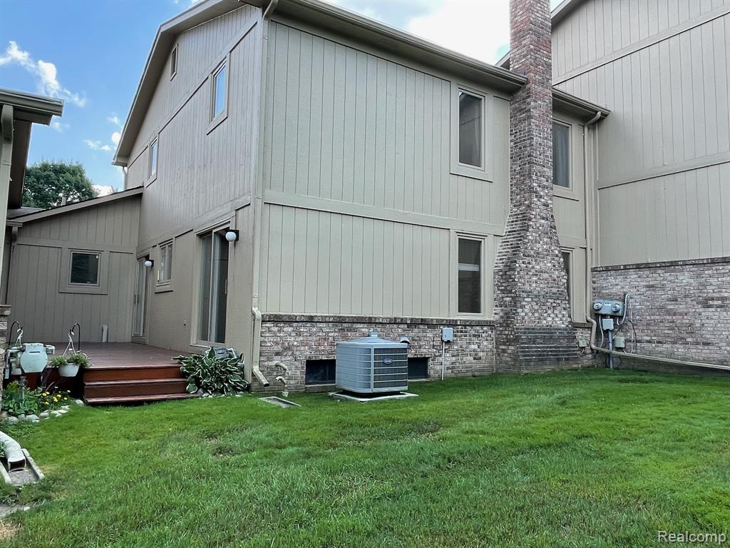 29494 Sylvan Lane, 6, Farmington Hills, MI 48334 — Photo 32