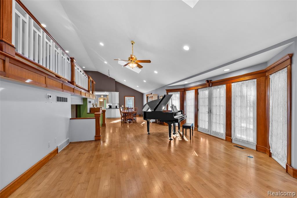 436 Girard Avenue, Royal Oak, MI 48073 — Photo 14