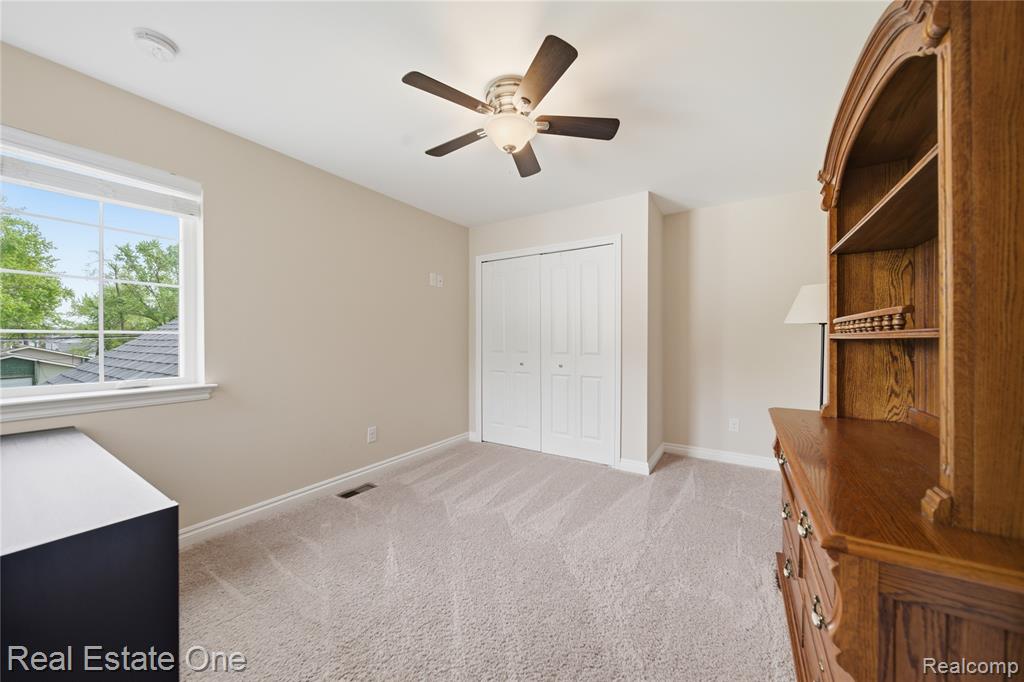 8915 Gittins Street, Commerce Twp, MI 48382 — Photo 19