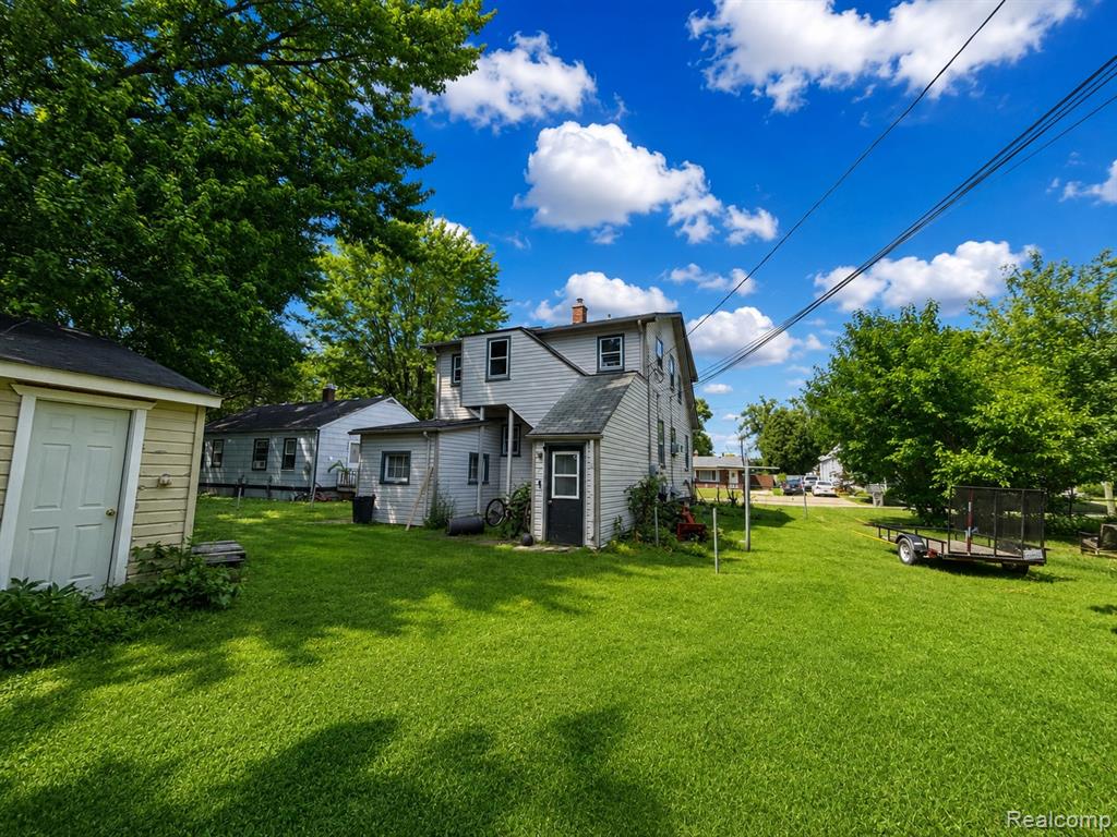 23510 Buckingham Street, Clinton Twp, MI 48036