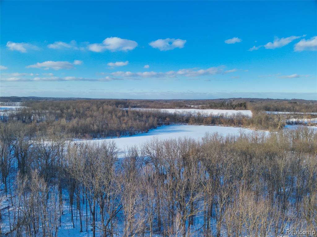 v/l W Us-12 Highway, Manchester, MI 48158 — front exterior
