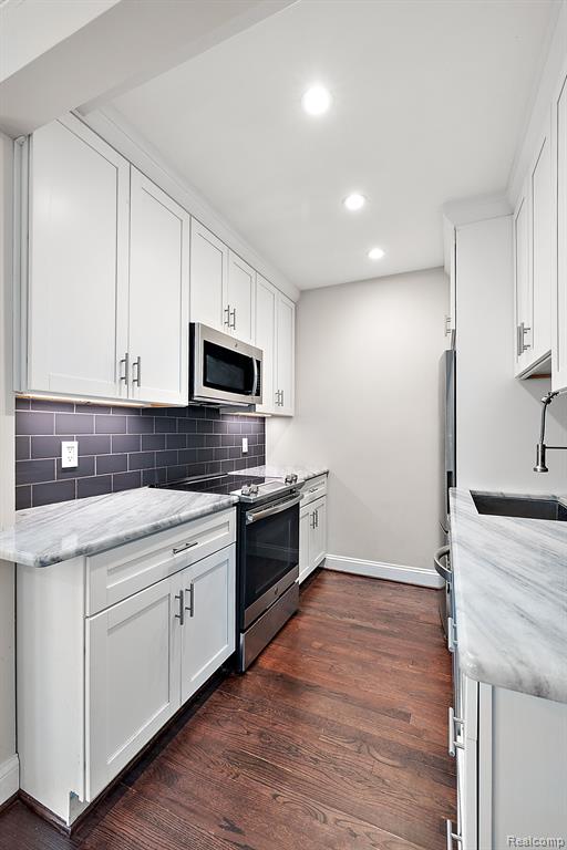 15 E Kirby Street, 307, Detroit, MI 48202 — Photo 36