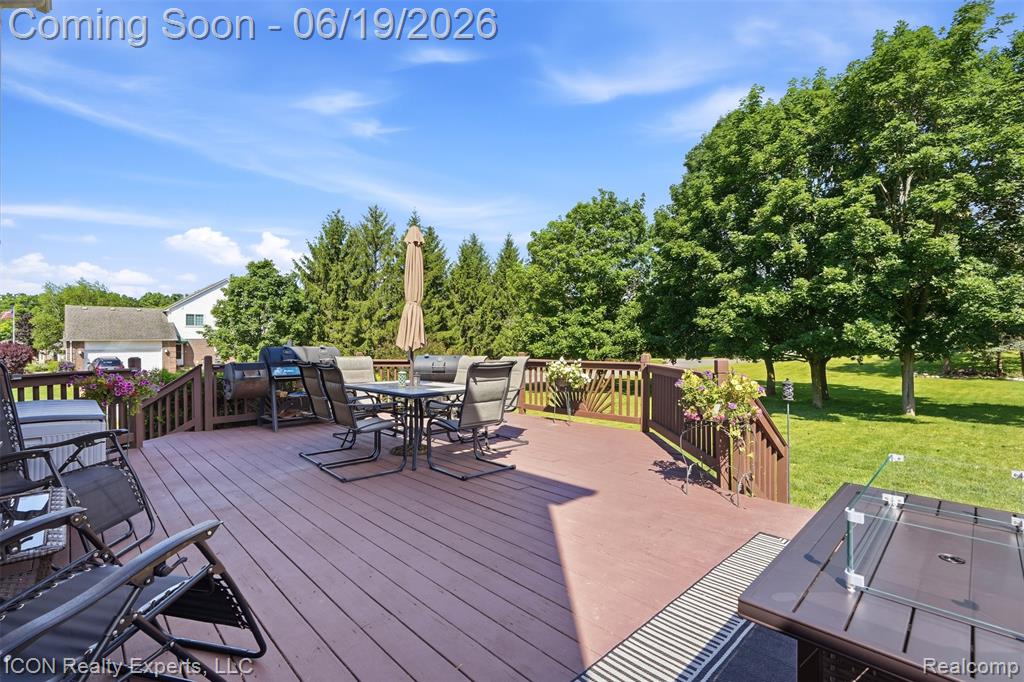 2100 Ore Creek Lane, Brighton, MI 48114 — Photo 38