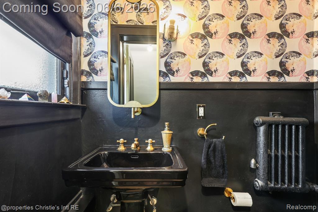 2239 Atkinson Street, Detroit, MI 48206 — Photo 8