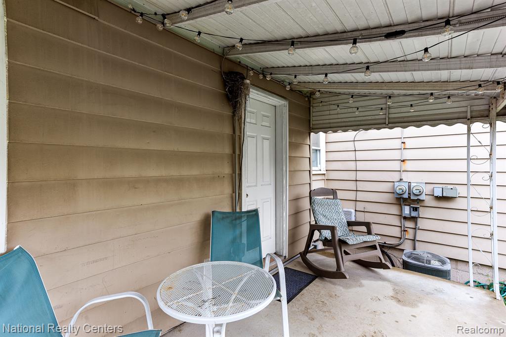 621 S Dorchester Avenue, Royal Oak, MI 48067 — Photo 27