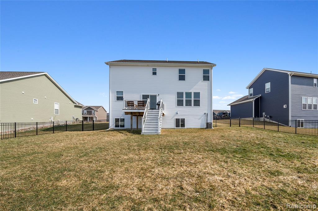 2056 Gambrel Lane, Howell, MI 48843 — Photo 34