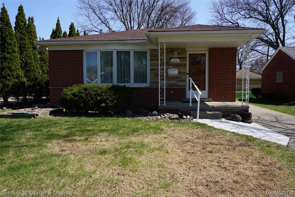 7518 Highview Street, Dearborn Heights, MI 48127 — front exterior