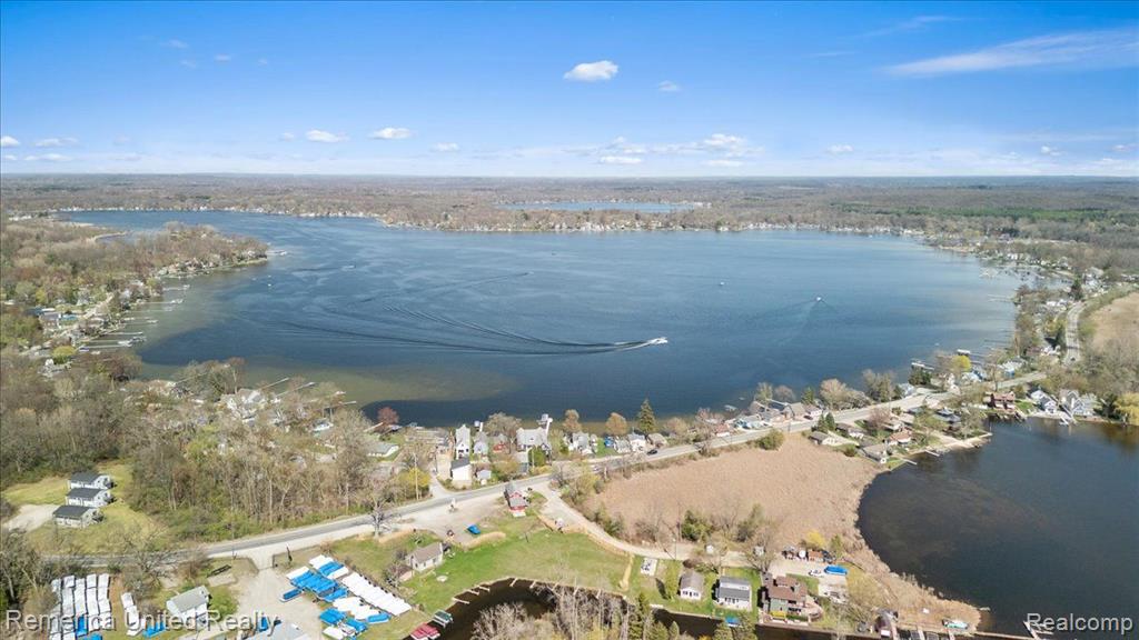 9623 Winston Road, Pinckney, MI 48169 — Photo 10