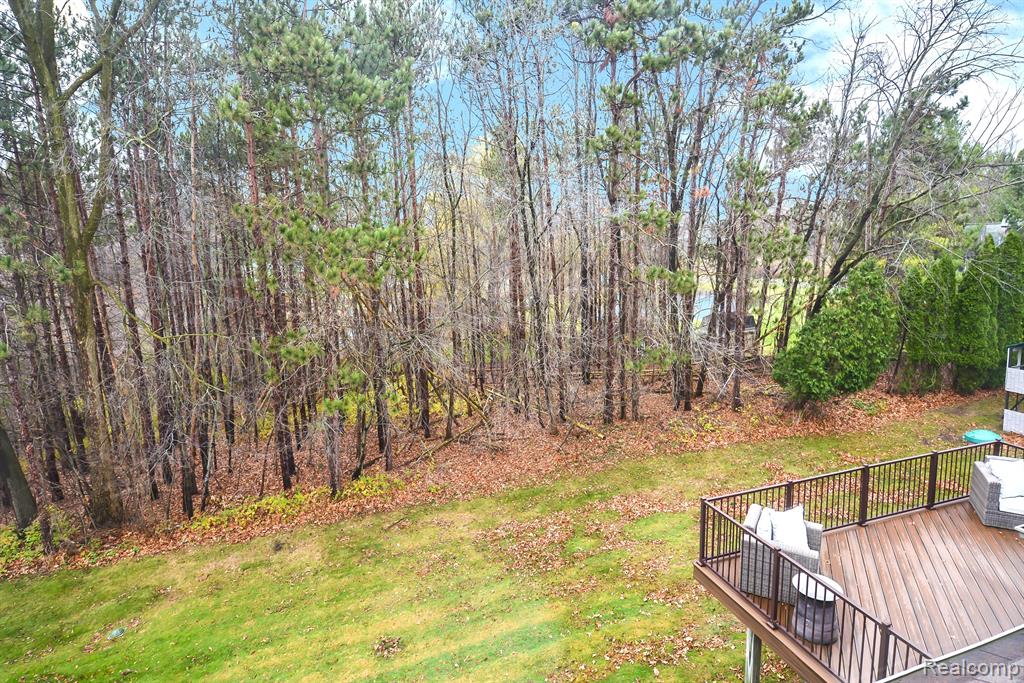 843 WESTHILLS Drive, South Lyon, MI 48178 — Photo 33