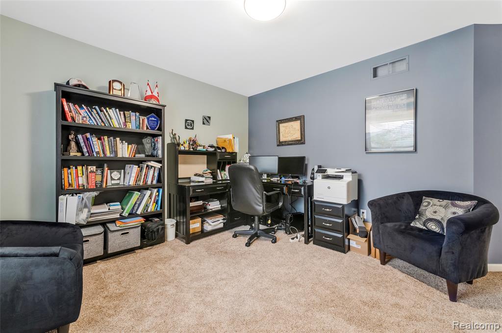 599 Nakomis Trail, Lake Orion, MI 48362 — Photo 38