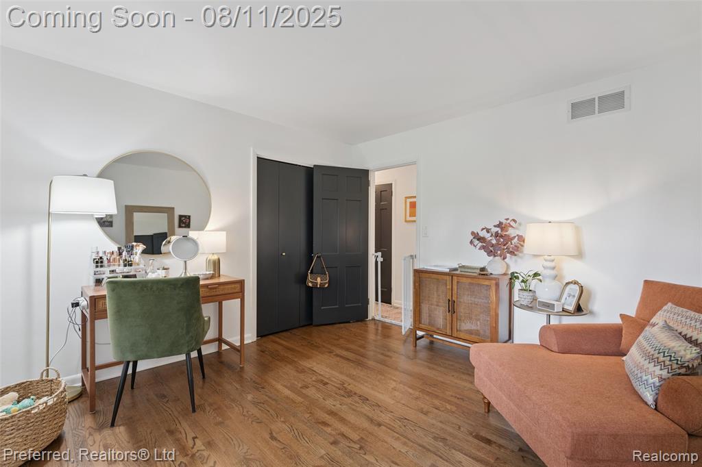 562 Burns Road, Milford, MI 48381 — Photo 24