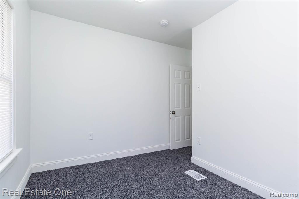 18666 Carrie Street, Detroit, MI 48234 — Photo 13