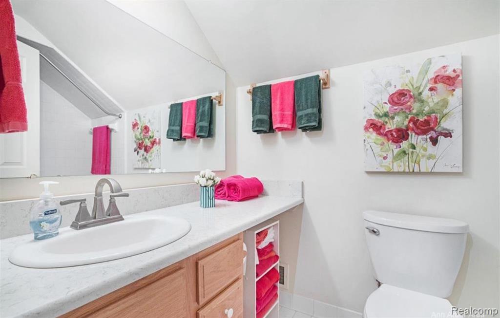 3104 Turnberry Lane, Ann Arbor, MI 48108 — Photo 17