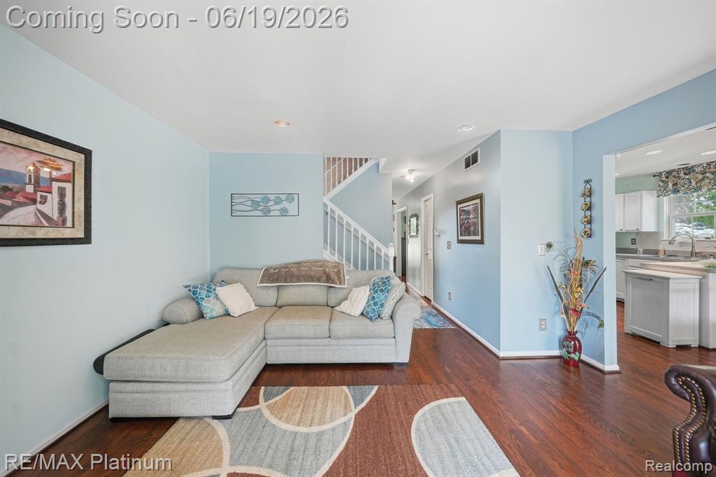 1321 Glen Oak Drive, Holly, MI 48442 — Photo 14
