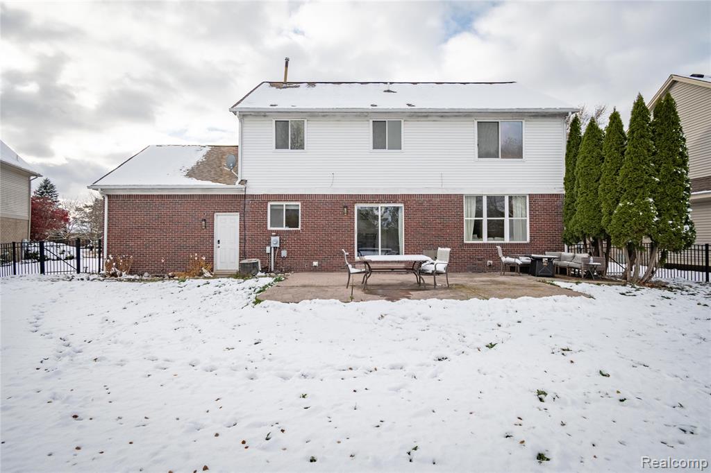 48850 Village Drive, Macomb, MI 48044 — Photo 39