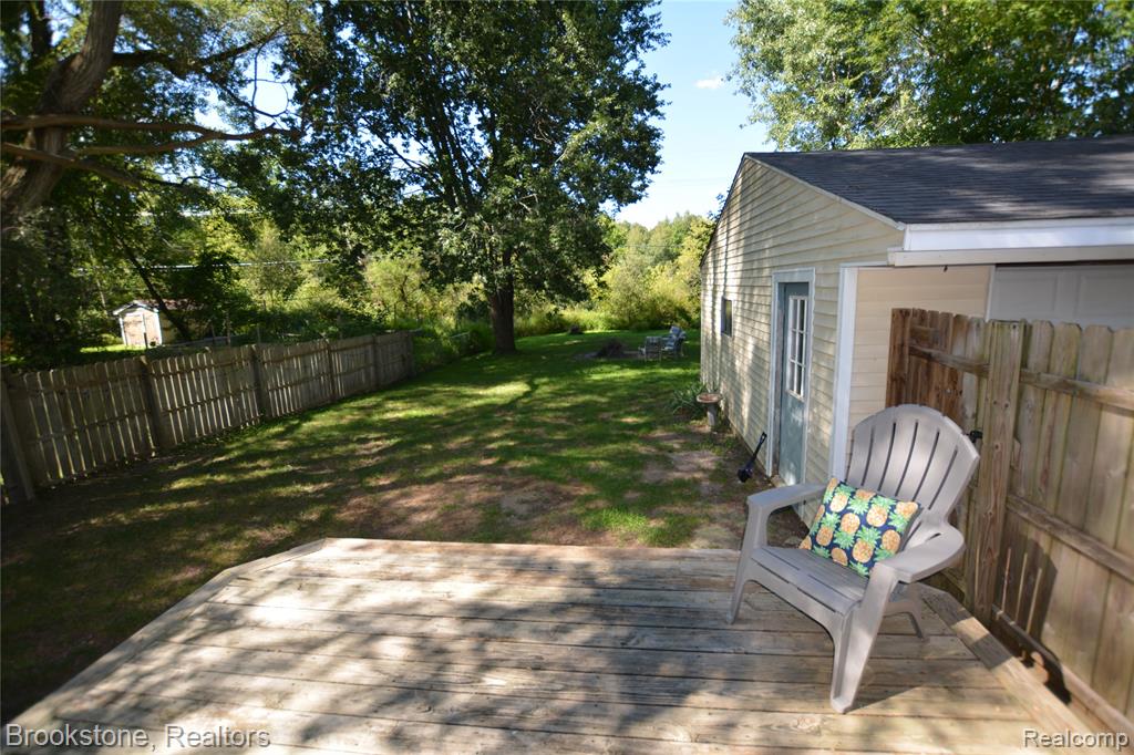 419 E Glass Road, Ortonville, MI 48462 — Photo 18