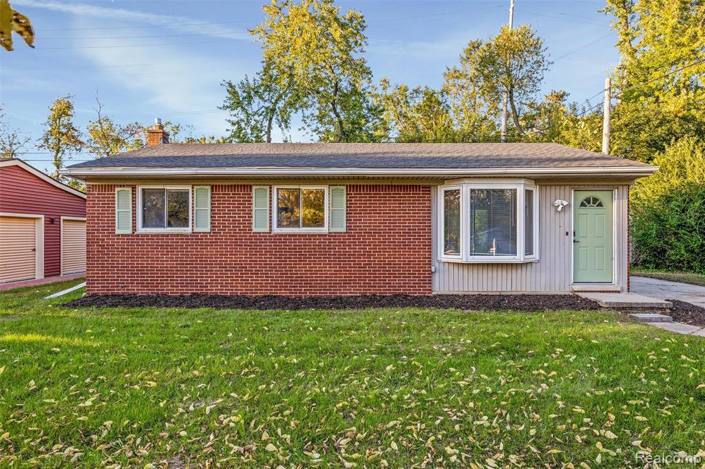 619 Skydale Drive - Photo 3