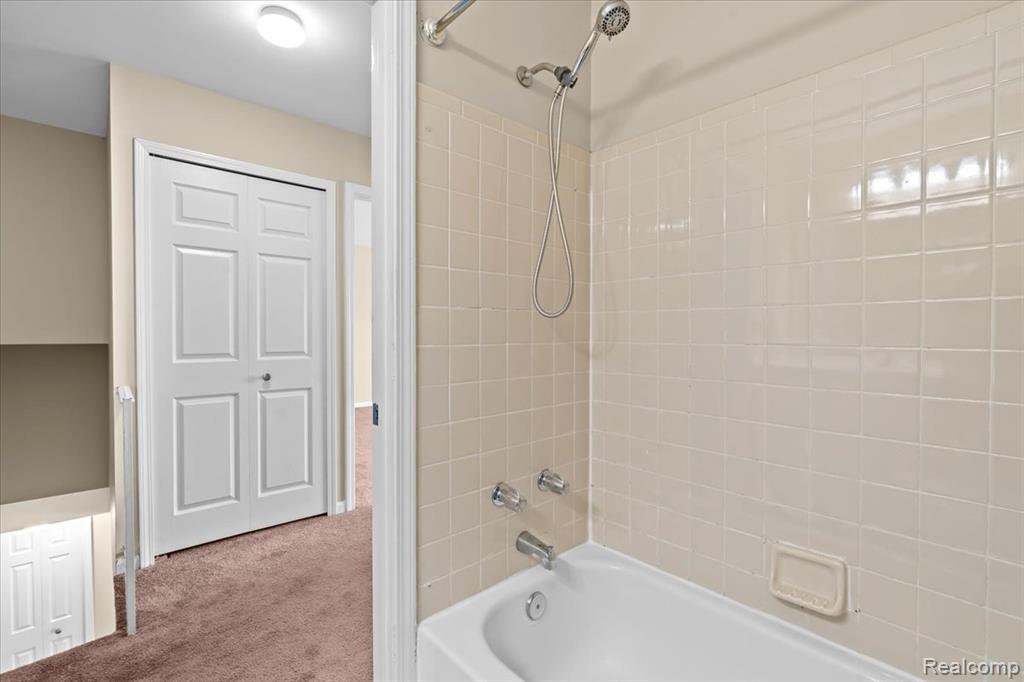 50105 N Jimmy Court, New Baltimore, MI 48047 — Photo 21