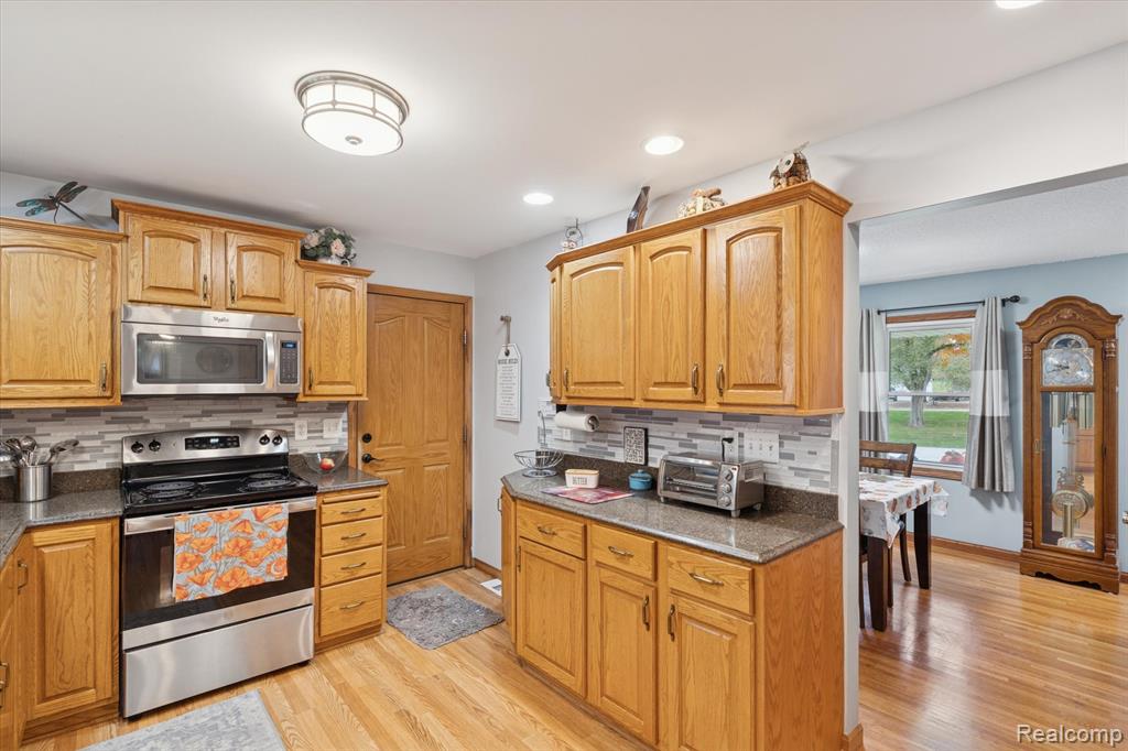 7233 W Lange Road, Fowlerville, MI 48836 — Photo 13
