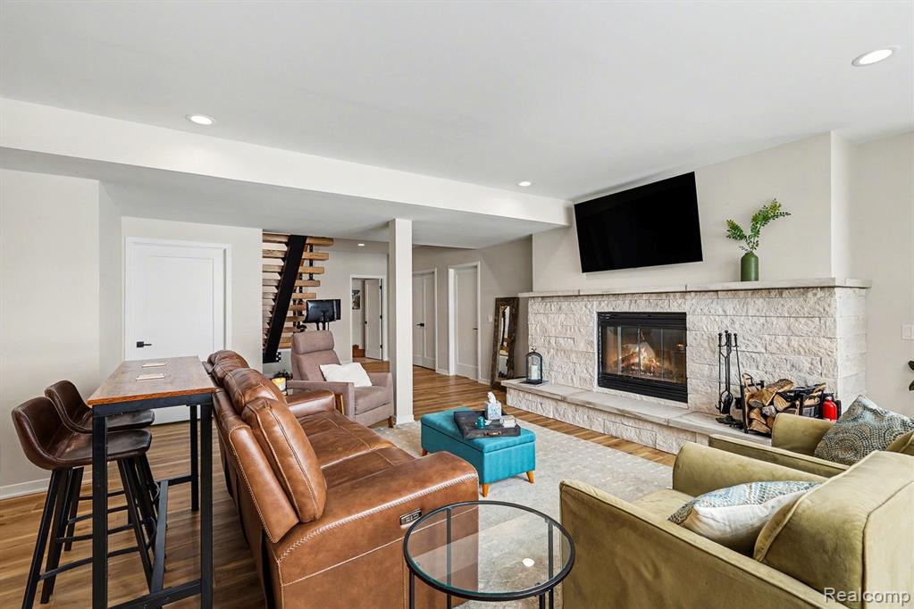7020 Driftwood Drive, Fenton, MI 48430 — Photo 56