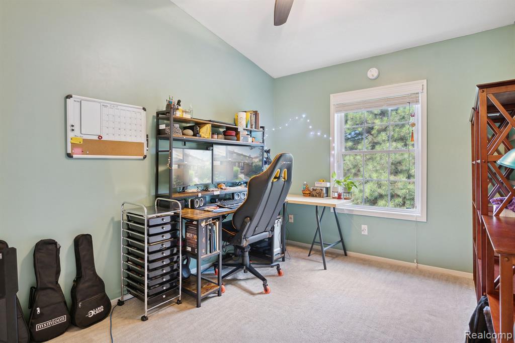22040 EDGEWATER, Novi, MI — Photo 26