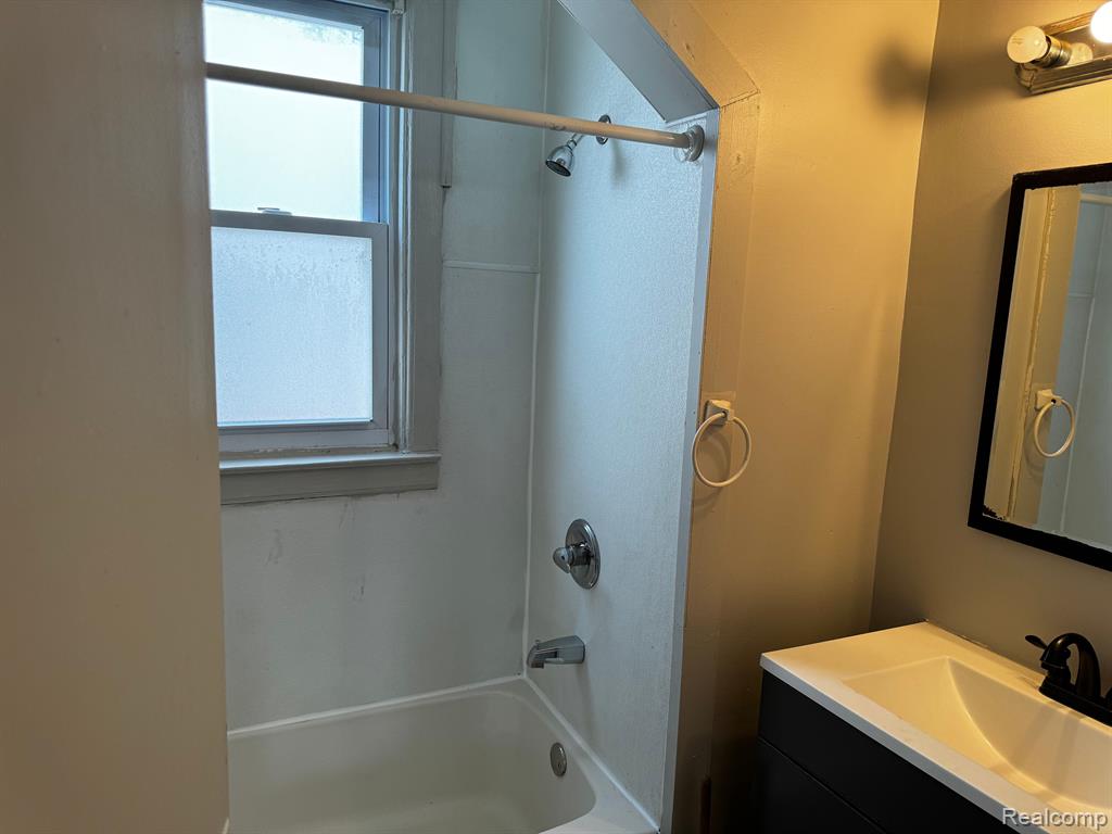 6787 RUTHERFORD Street, Detroit, MI 48228 — Photo 12