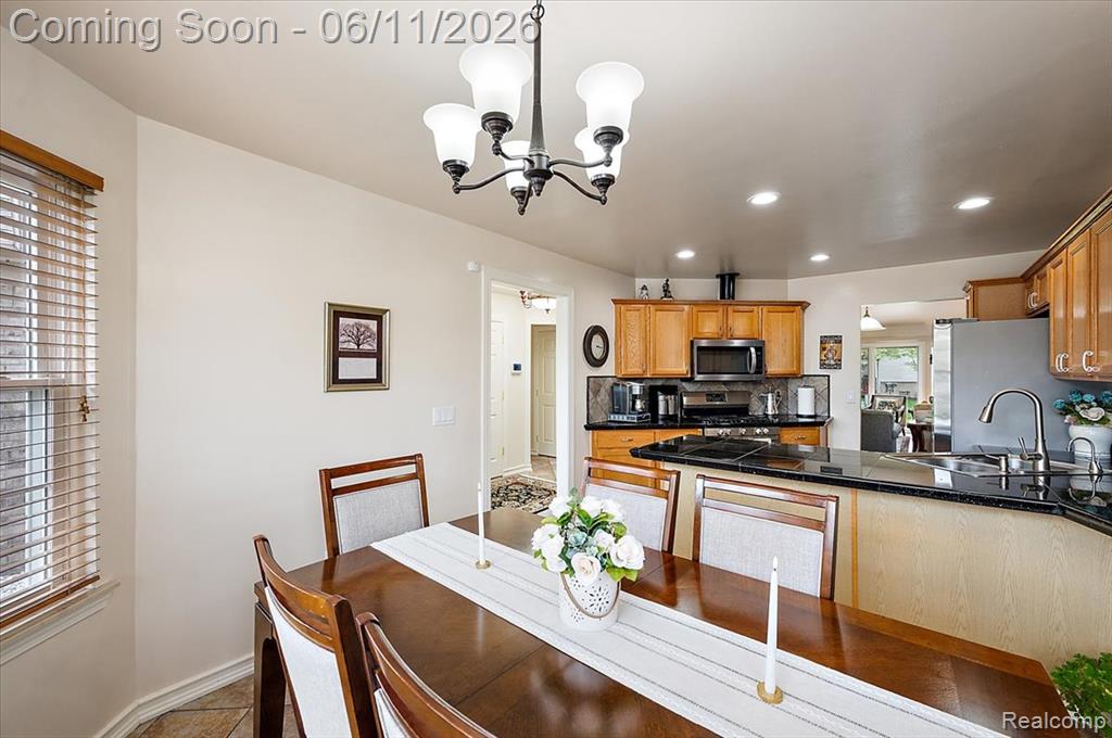 41034 Greenspire Drive, Clinton Twp, MI 48038 — Photo 31