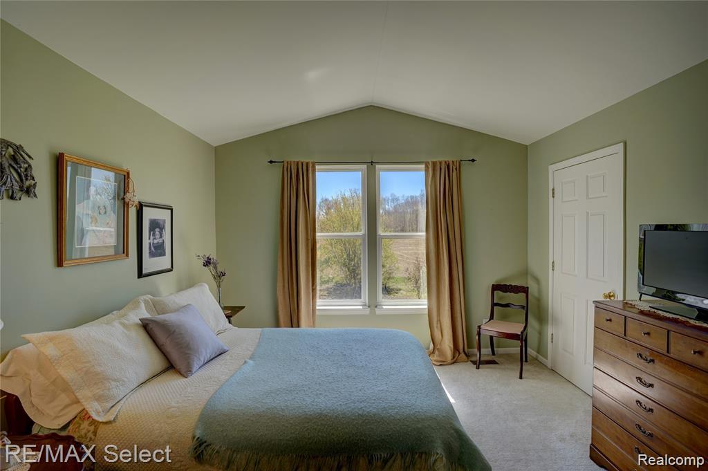 5100 Meadow Crest Circle, Holly, MI 48442 — Photo 19
