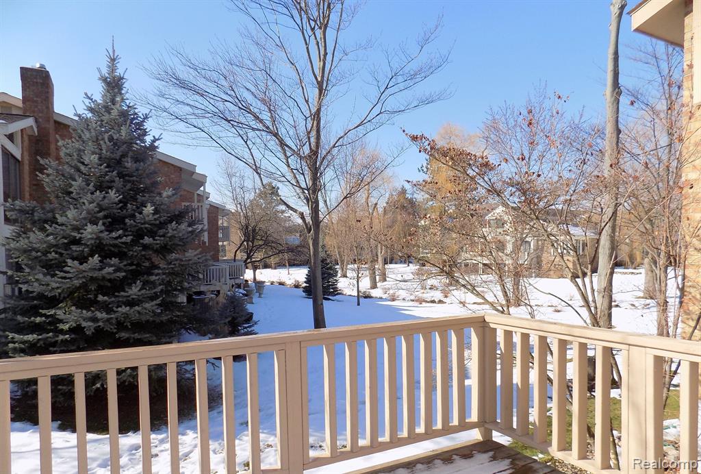 7158 PEBBLE PARK Drive, West Bloomfield, MI — Photo 10