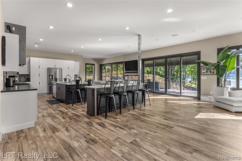 5029 Forest Valley Drive, Clarkston, MI 48348 — Photo 10