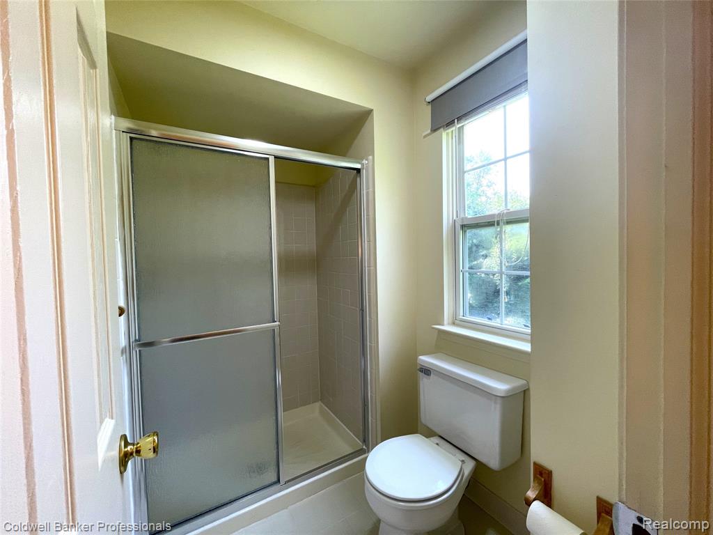 3048 Turnberry Lane, Ann Arbor, MI 48108 — Photo 19