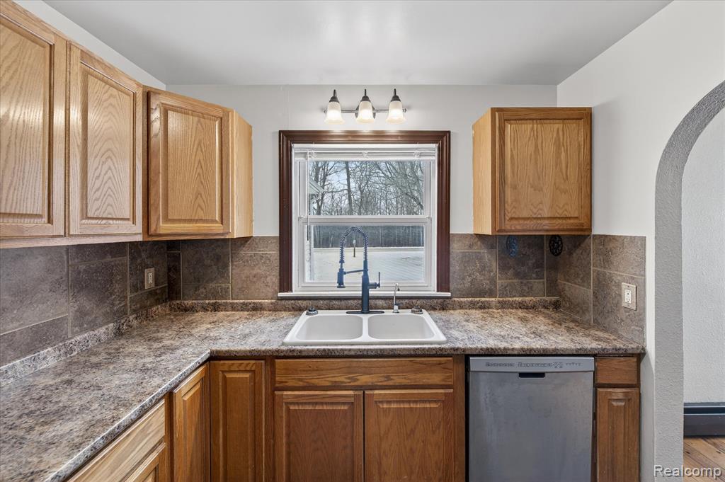 5300 Atlas Road, Grand Blanc, MI 48439 — Photo 12