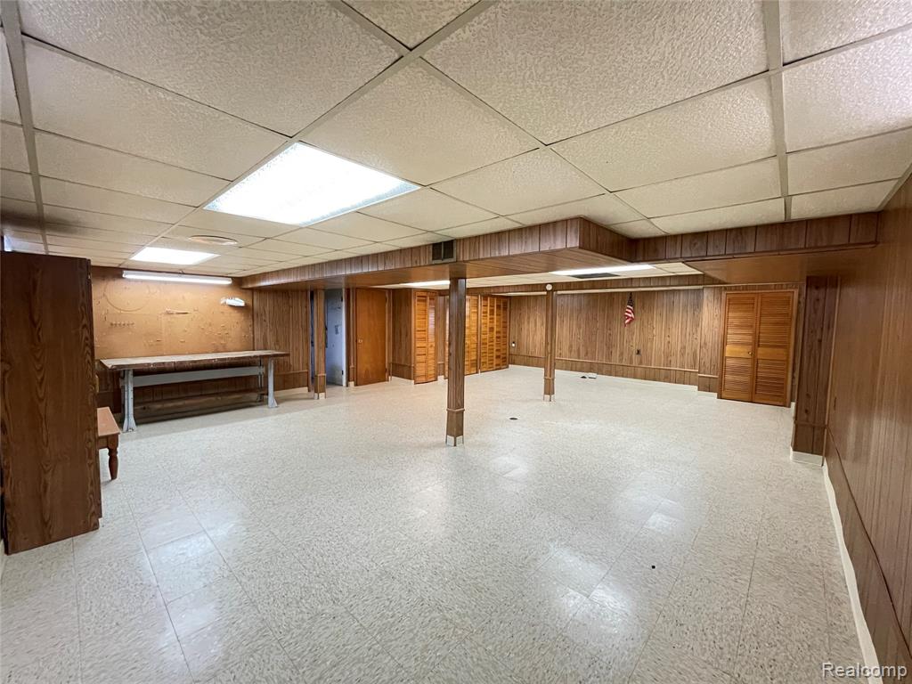 32827 DOVER Avenue, Warren, MI 48088 — Photo 43