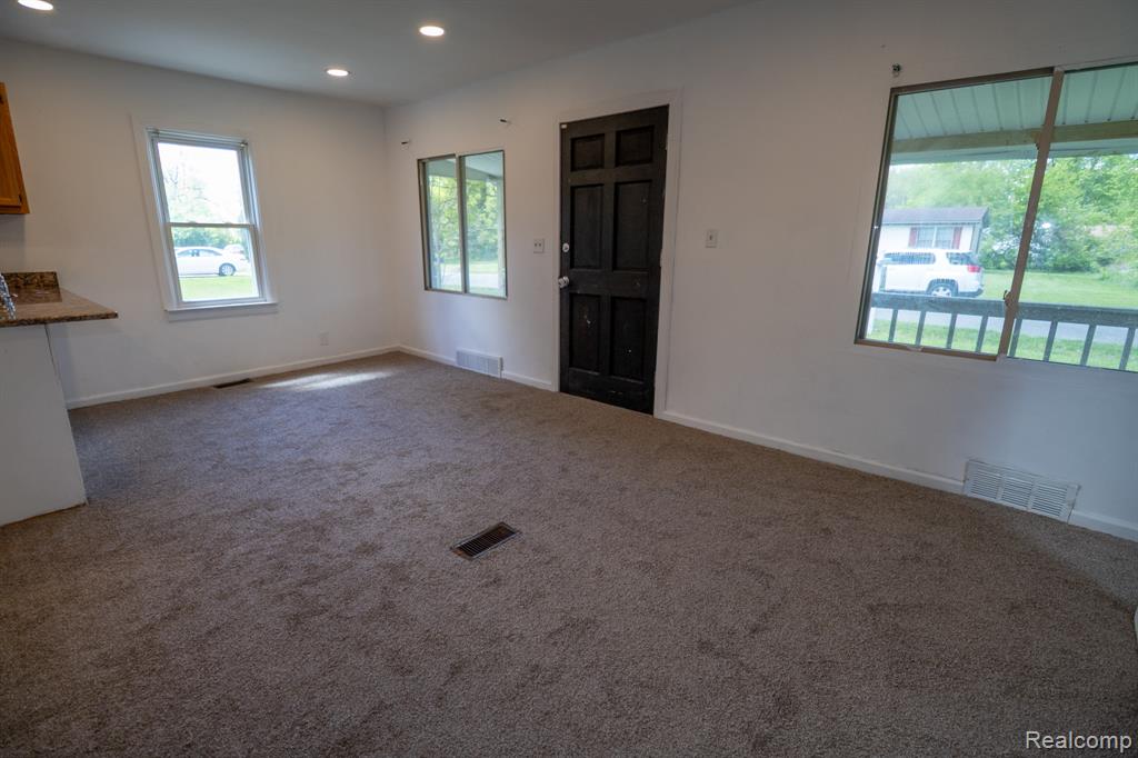 35799 Park Place, Romulus, MI 48174 — Photo 7