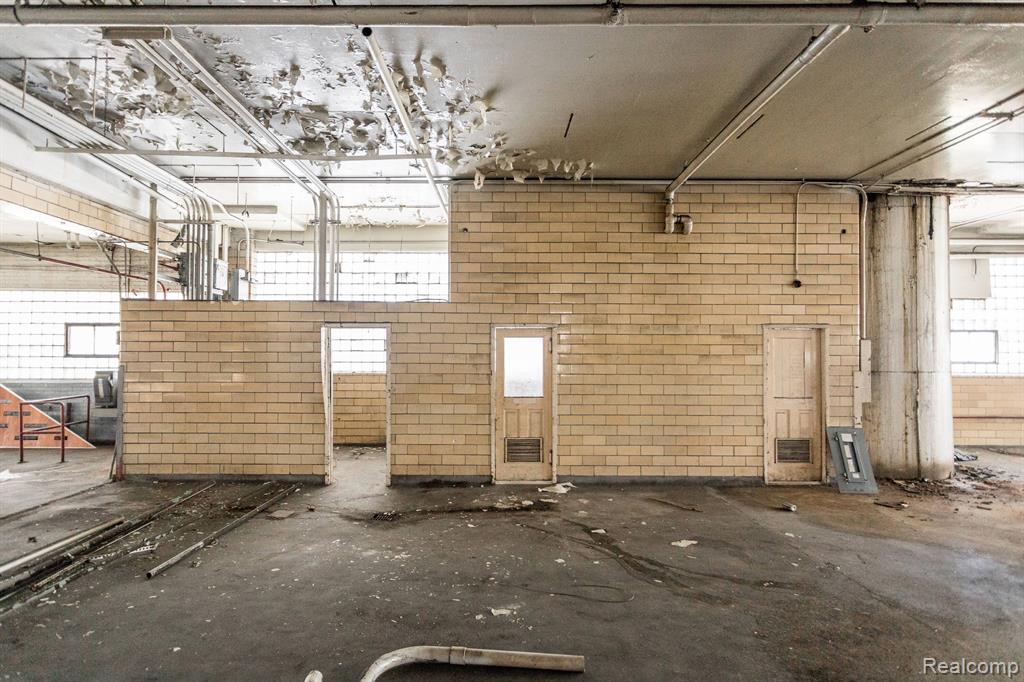 2600 E Grand Boulevard, Detroit, MI 48211 — Photo 13